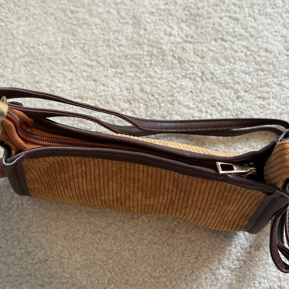 NWOT Small brown corduroy shoulder bag - Picture 3 of 4